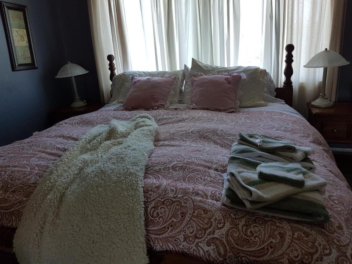 Ye Olde Walkerville Bed & Breakfast Уиндзор Екстериор снимка