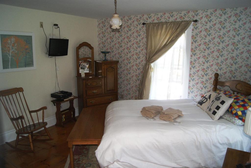 Ye Olde Walkerville Bed & Breakfast Уиндзор Екстериор снимка